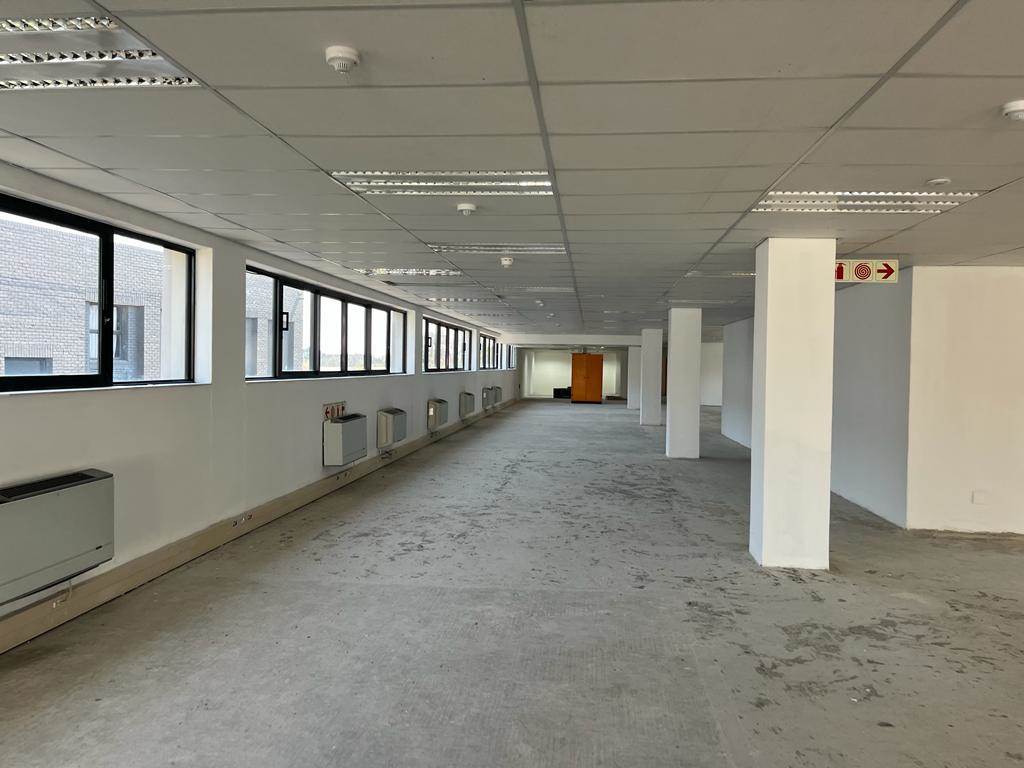 1279  m² Commercial space in Parktown photo number 9