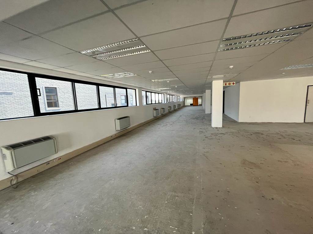 1279  m² Commercial space in Parktown photo number 11
