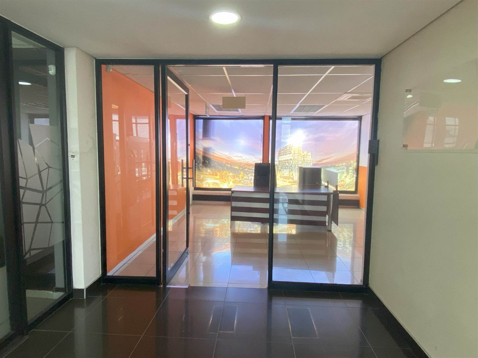 313  m² Commercial space in Rivonia photo number 2