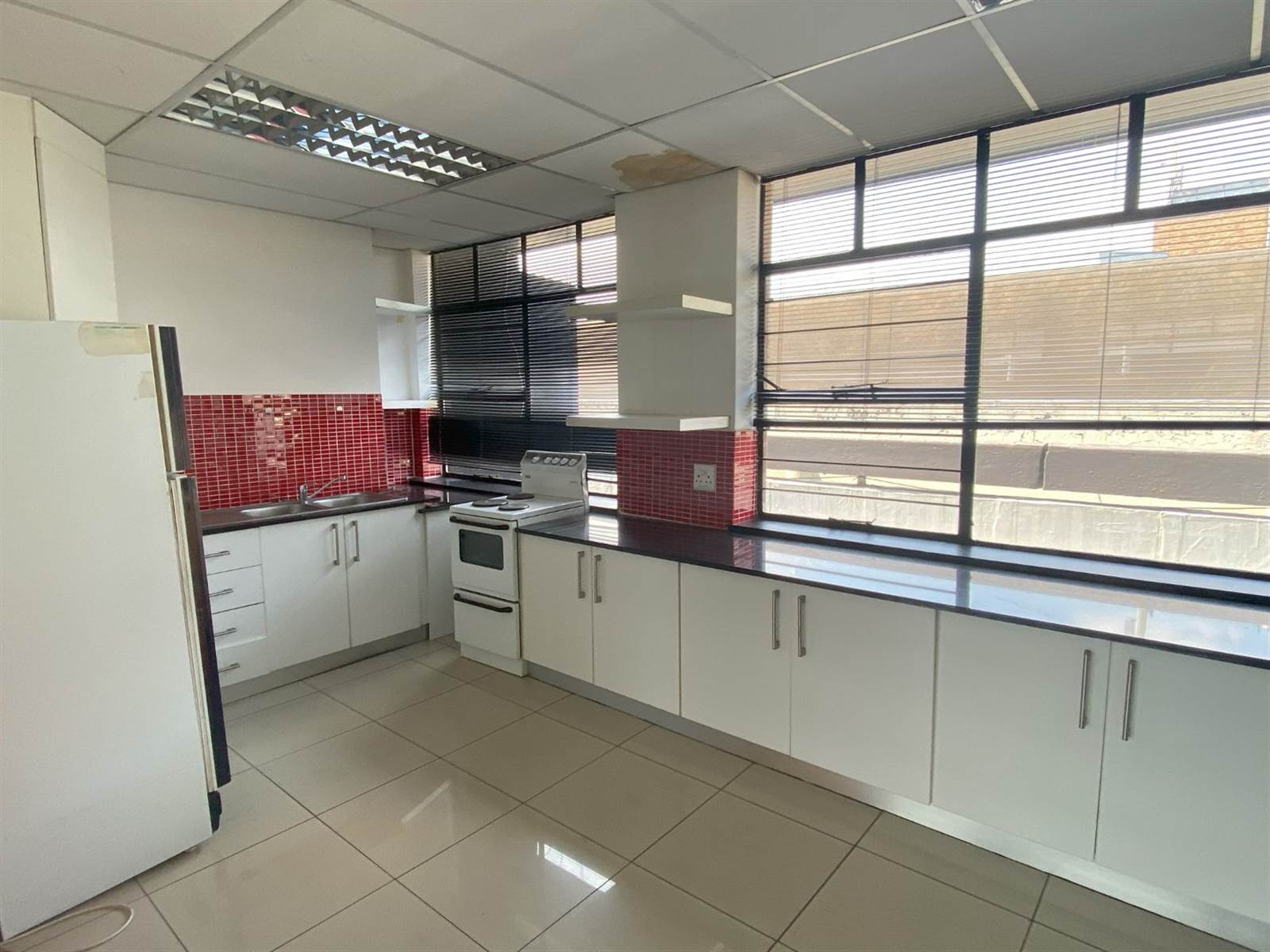 313  m² Commercial space in Rivonia photo number 7