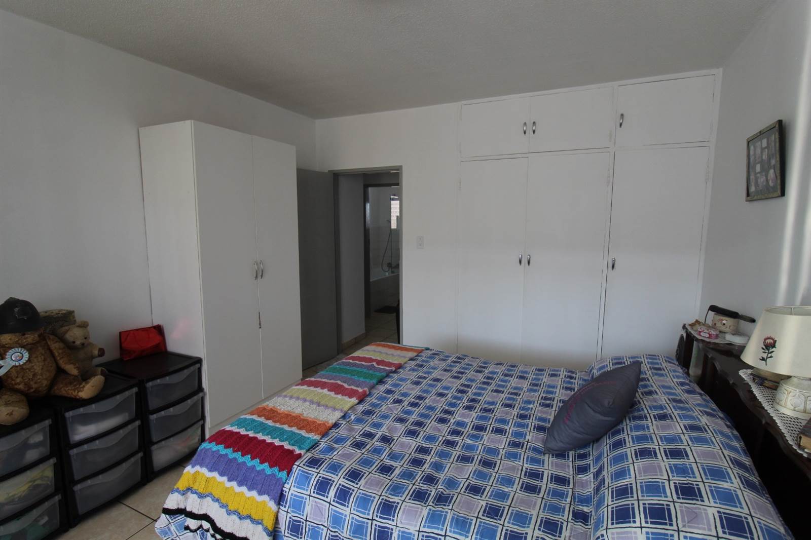 1.5 Bed Apartment in Elarduspark photo number 17