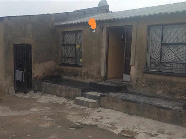 7 Bed House in Tembisa