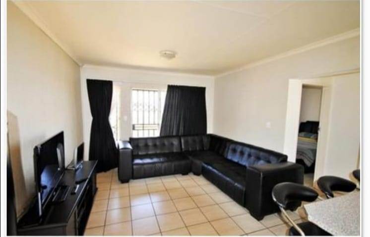 2 Bed Apartment in Towerby photo number 4