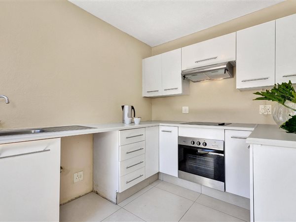 2 Bed House in Woodmead
