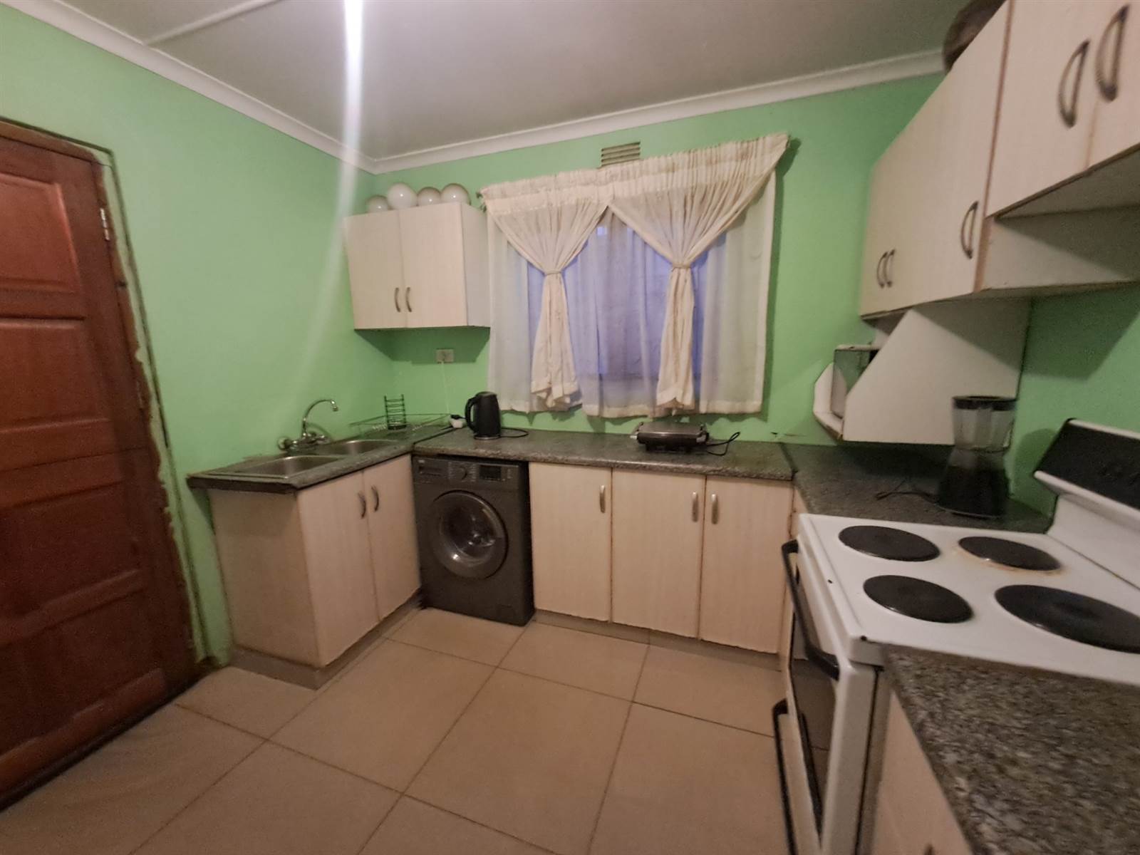 2 Bed House in Umlazi photo number 10