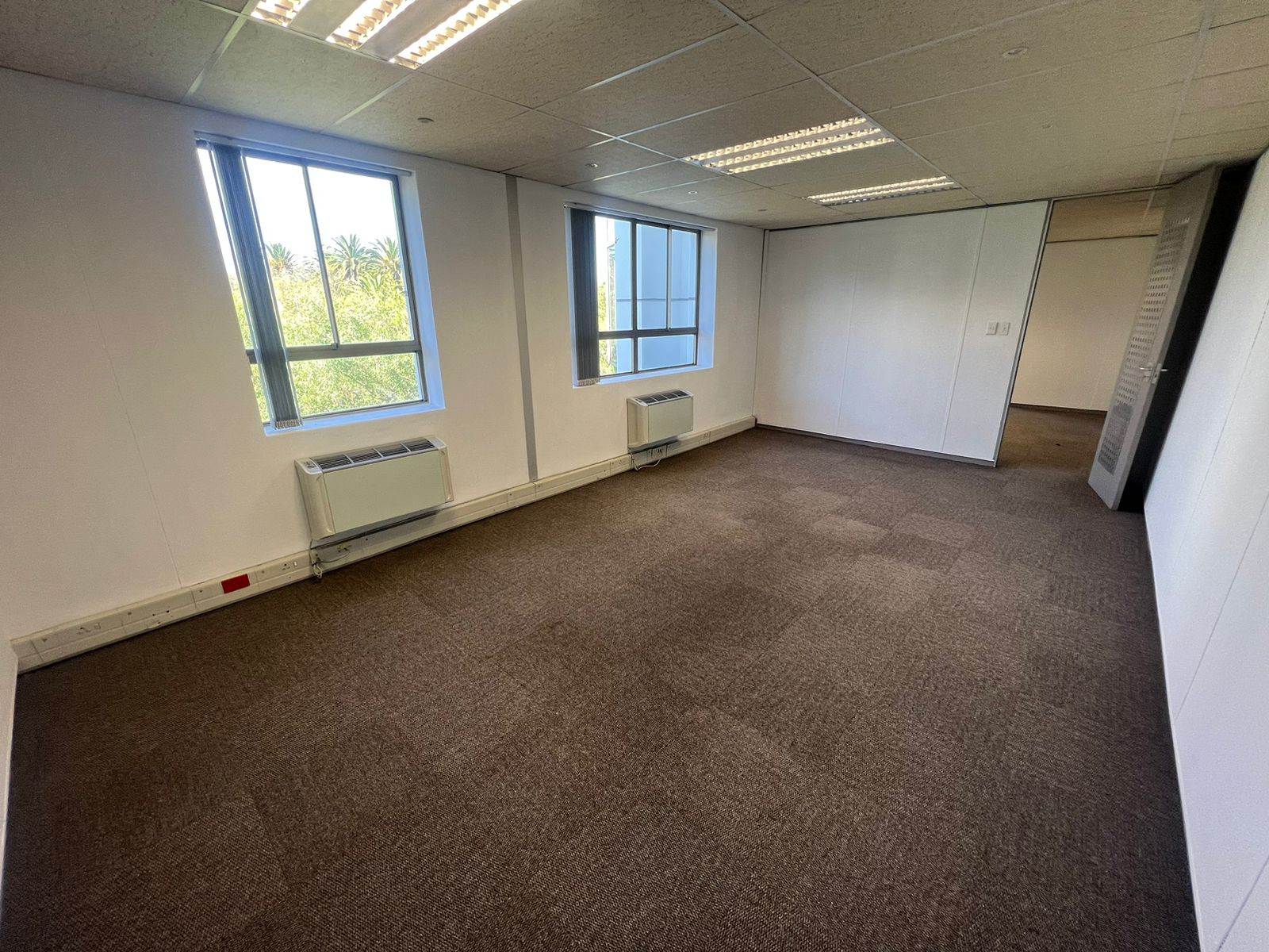 113  m² Commercial space in Tyger Valley photo number 6
