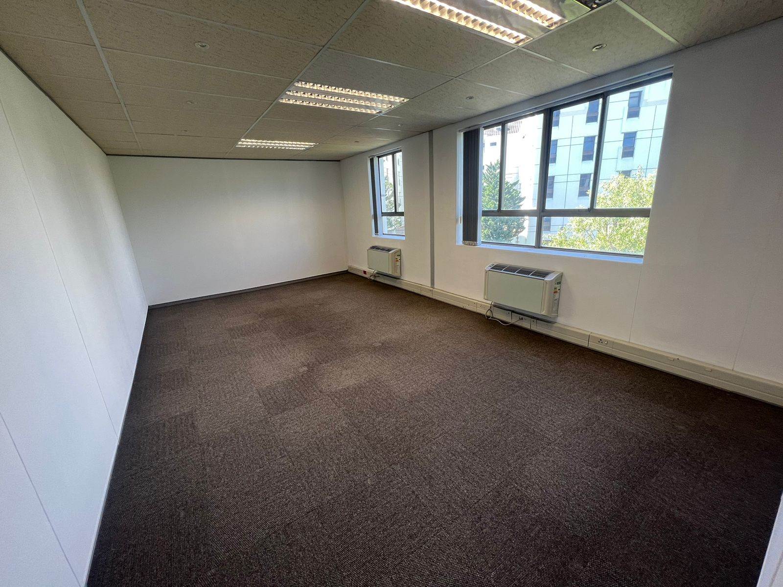 113  m² Commercial space in Tyger Valley photo number 9