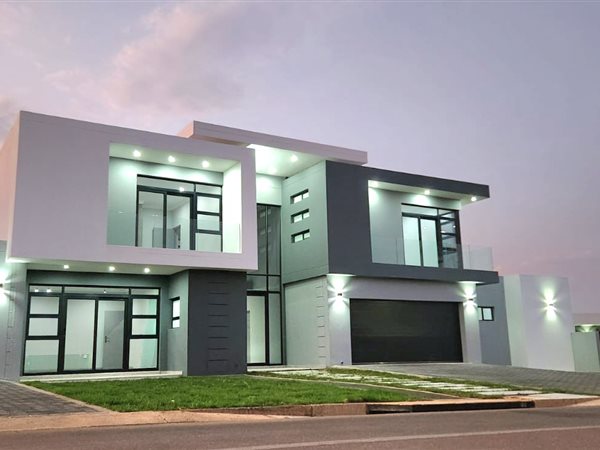 4 Bed House