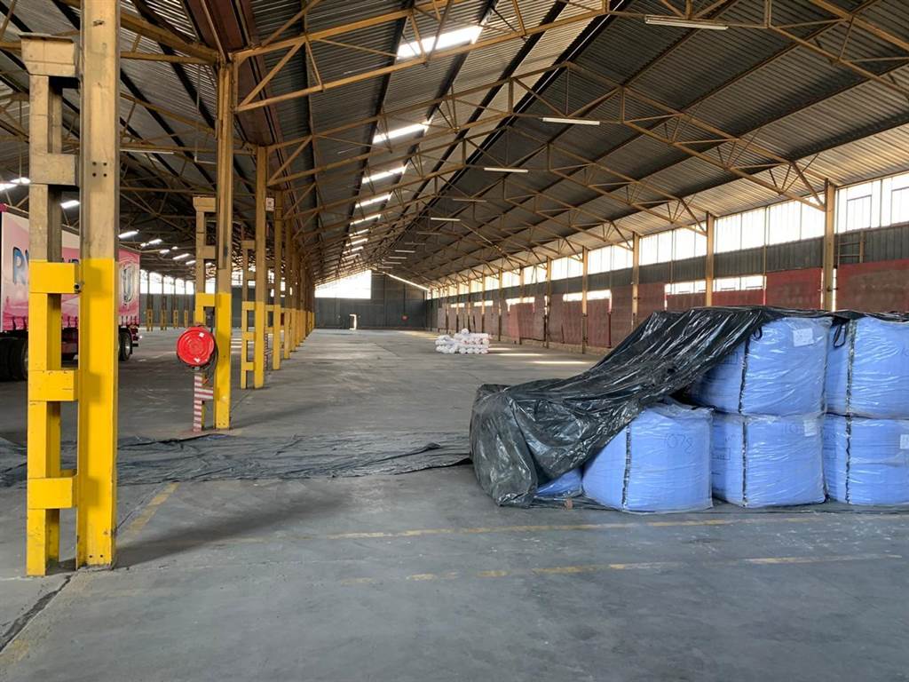 4000  m² Industrial space in Alrode photo number 11