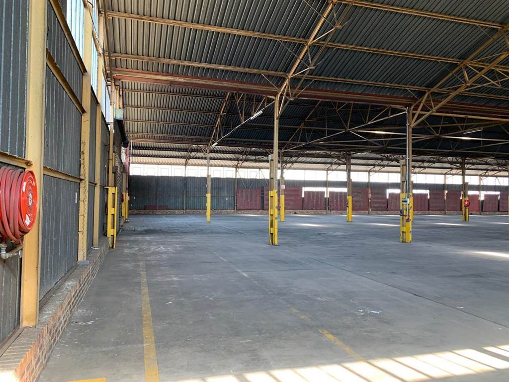 4000  m² Industrial space in Alrode photo number 6