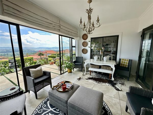2 Bedroom Townhouse 2 Bedroom Townhouse