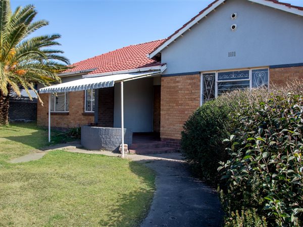 3 Bedroom House 3 Bedroom House