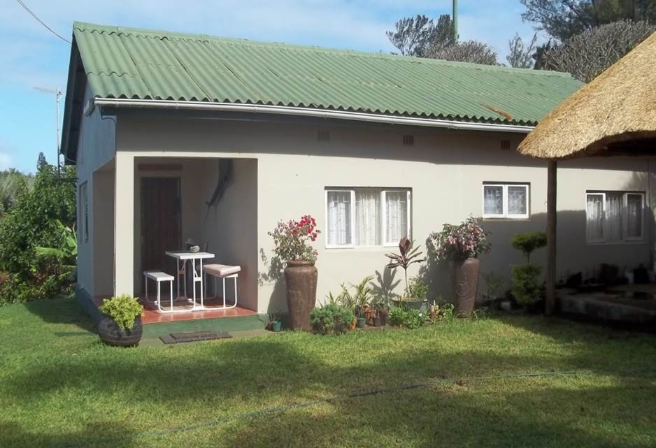 10 Bed House in Tugela Mouth photo number 2