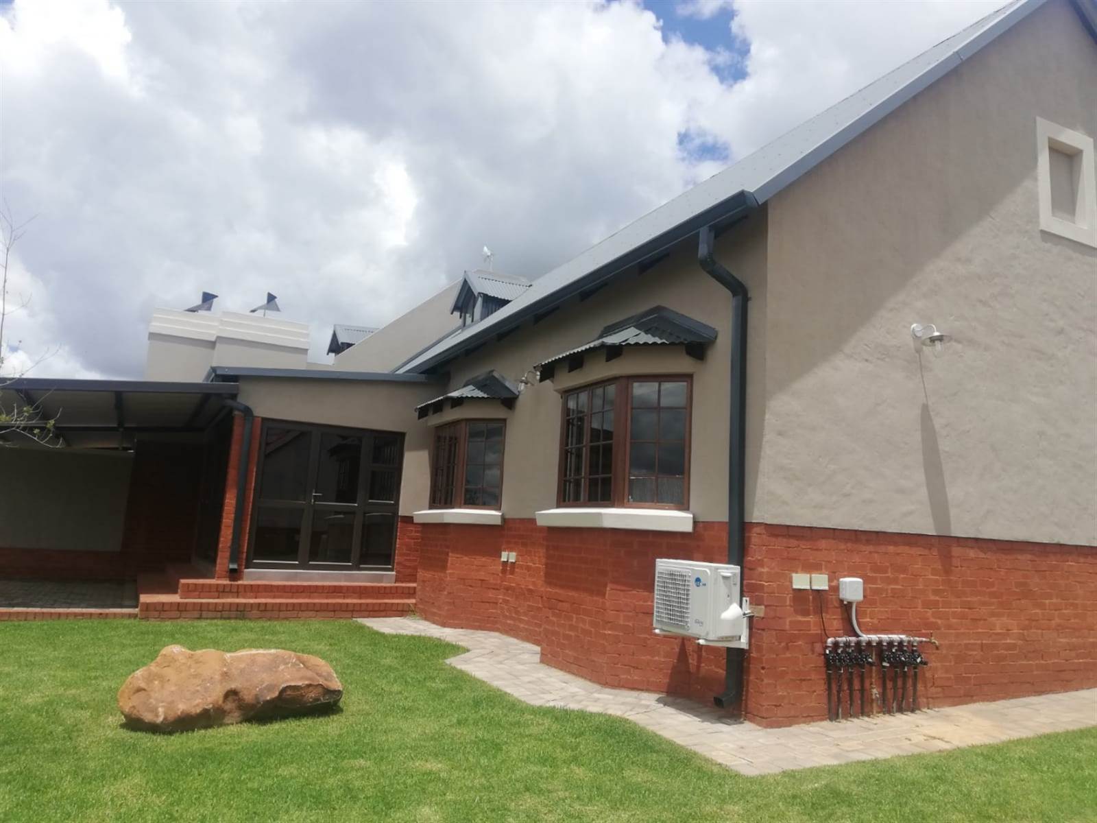 3 Bed House in Boschkop photo number 3