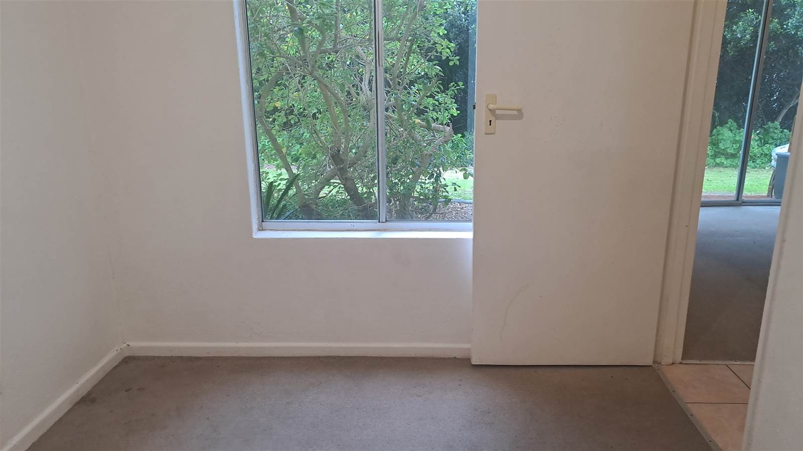 2 Bed Apartment in Westcliff photo number 10