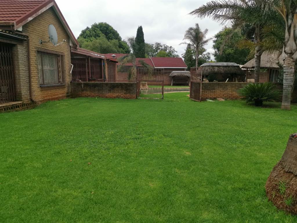 7 Bed House in Brenthurst photo number 9