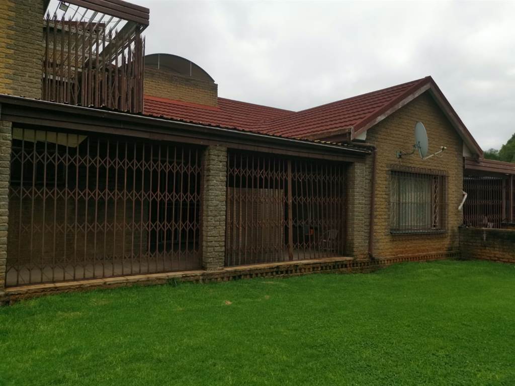 7 Bed House in Brenthurst photo number 10