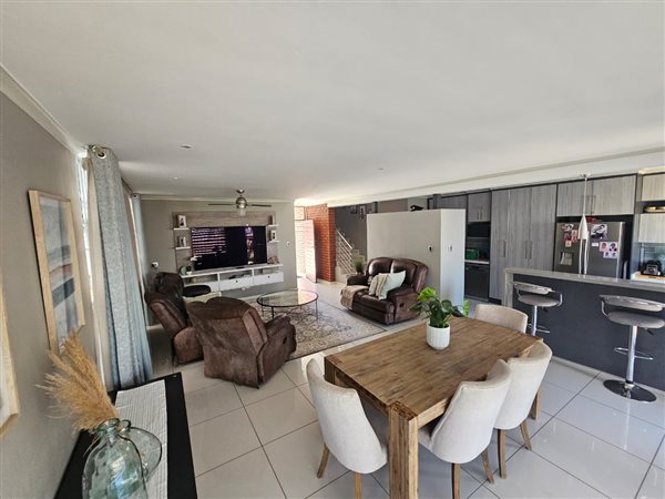 3 Bedroom House 3 Bedroom House