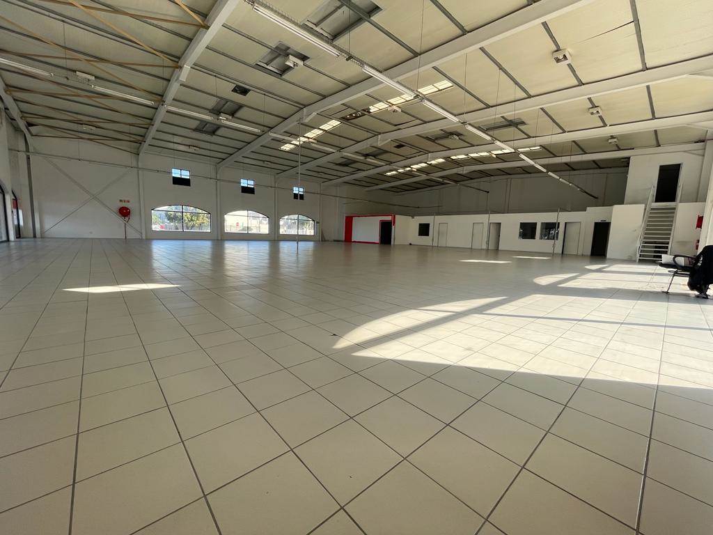 1648  m² Commercial space in Parklands photo number 12