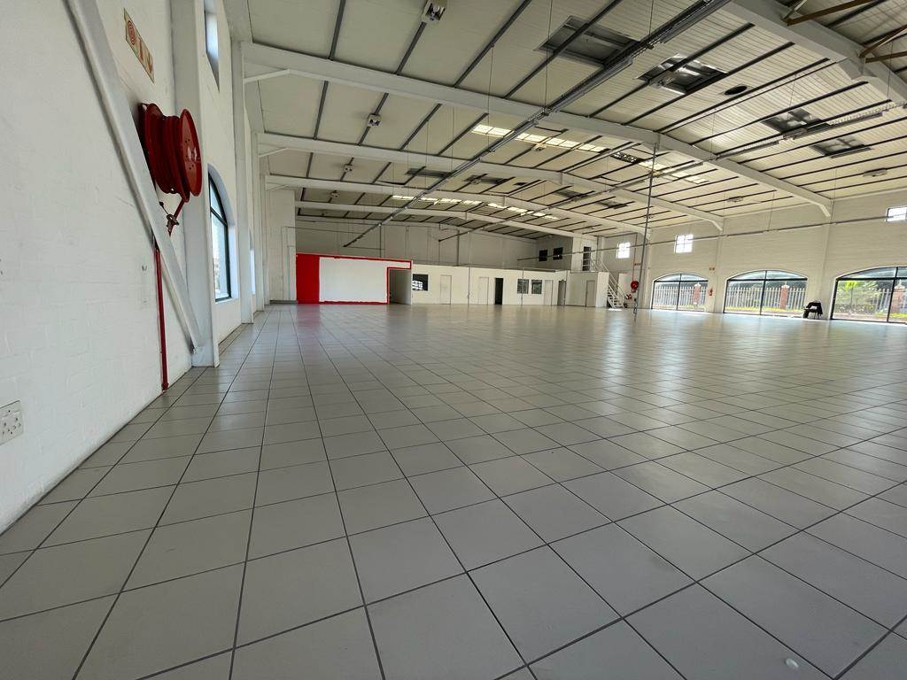 1648  m² Commercial space in Parklands photo number 6