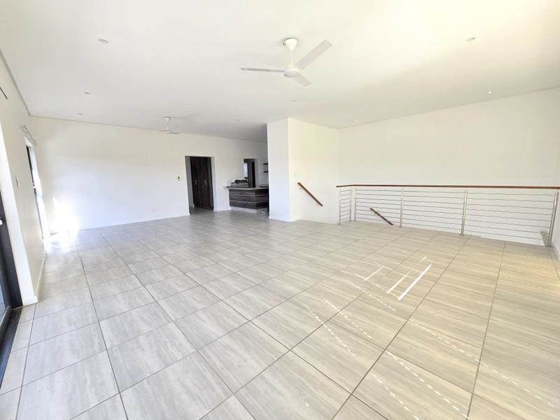 4 Bed House in Palm Lakes Estate photo number 5