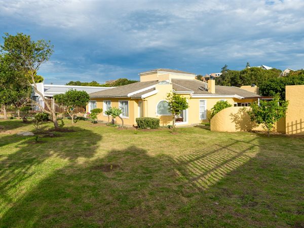 3 Bedroom House 3 Bedroom House