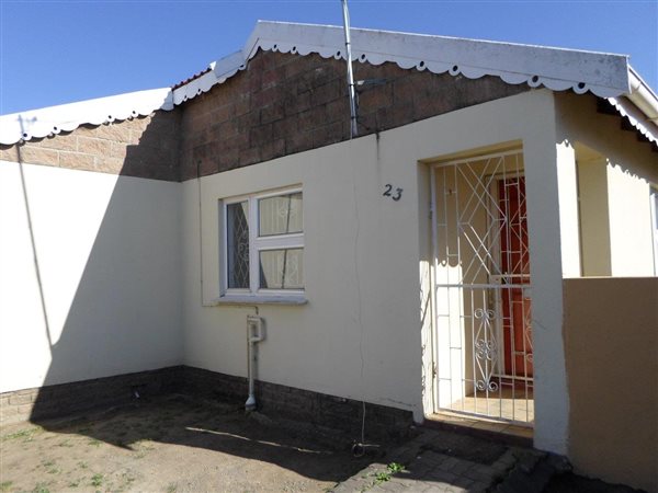 2 Bed Townhouse in King Williams Town