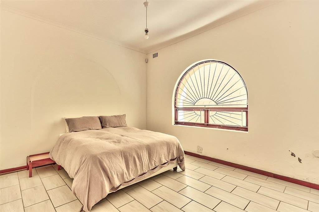 2 Bed House in Bo-Kaap photo number 8