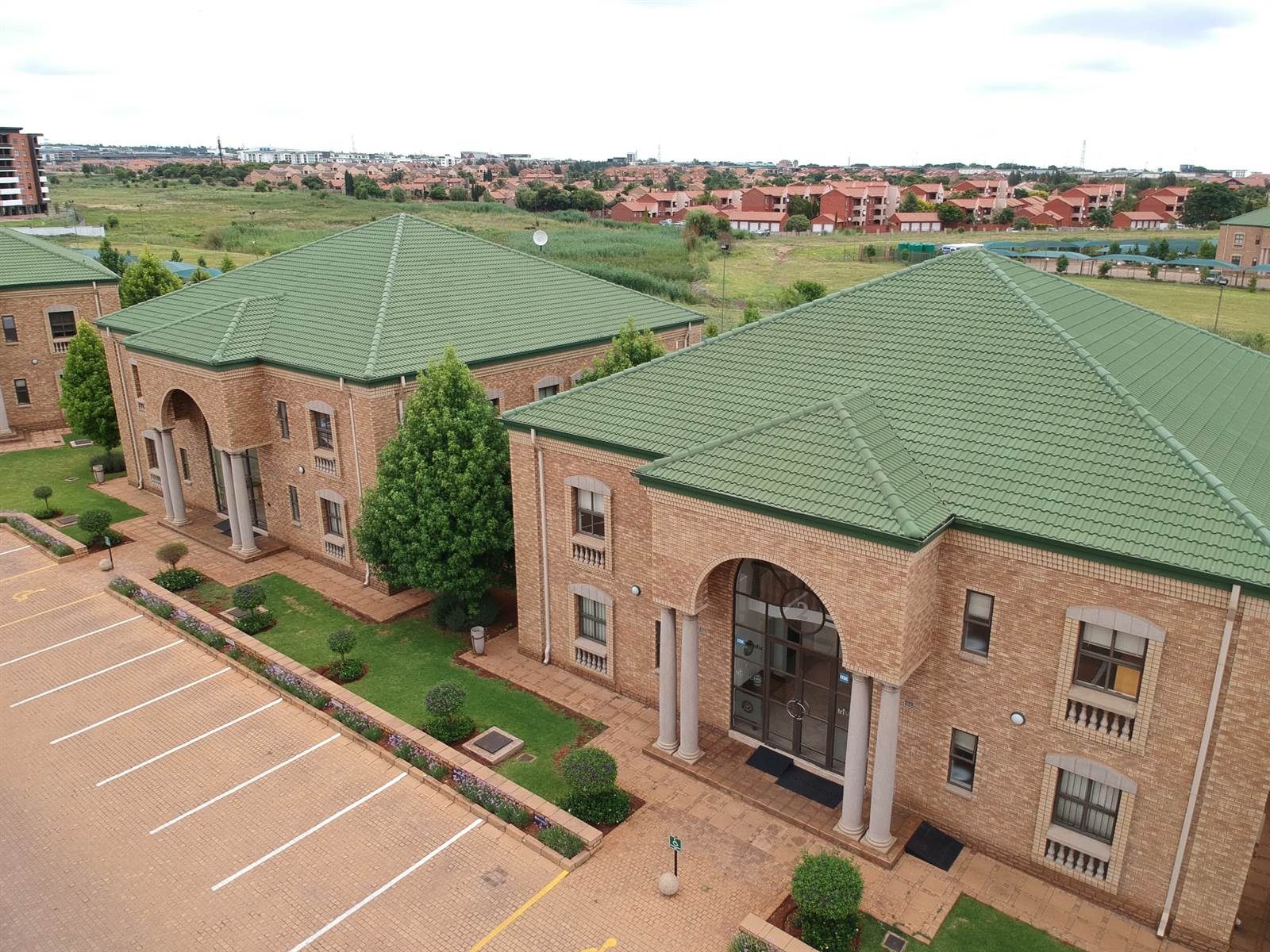 700  m² Office Space in Highveld photo number 4