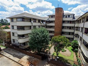 1 Bed Apartment in Germiston Central
