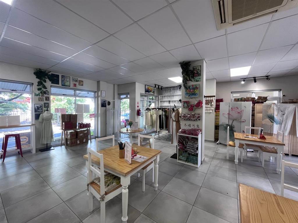 89  m² Retail Space in Stellenbosch Central photo number 2