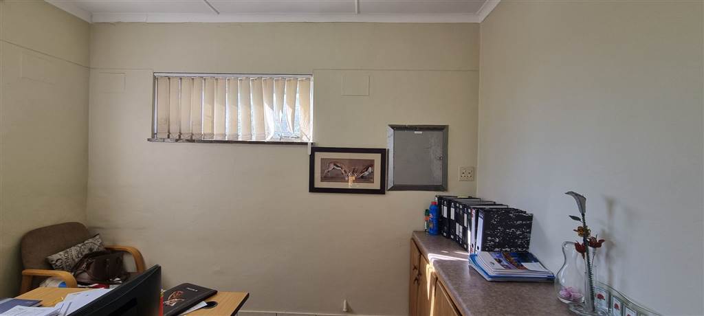 Office space in Kimberley photo number 18