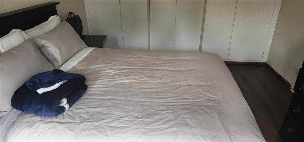 3 Bed Duplex in Kyalami Hills photo number 14