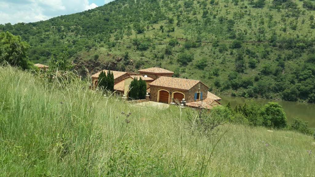 548 m² Land available in Estate D Afrique photo number 9