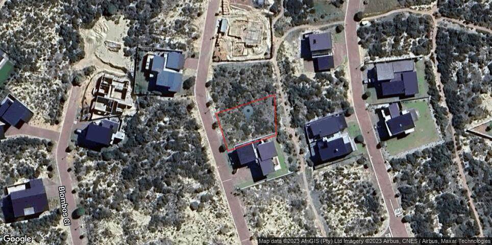 512 m² Land available in Stilbaai photo number 1