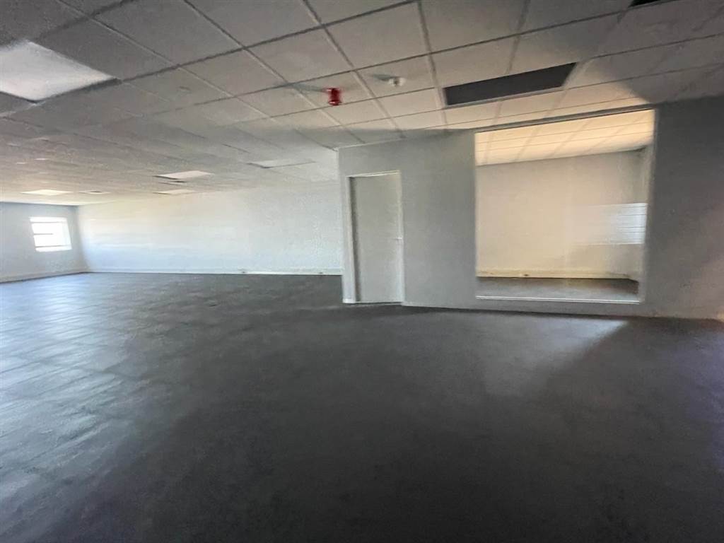 428  m² Commercial space in Milnerton Central photo number 14