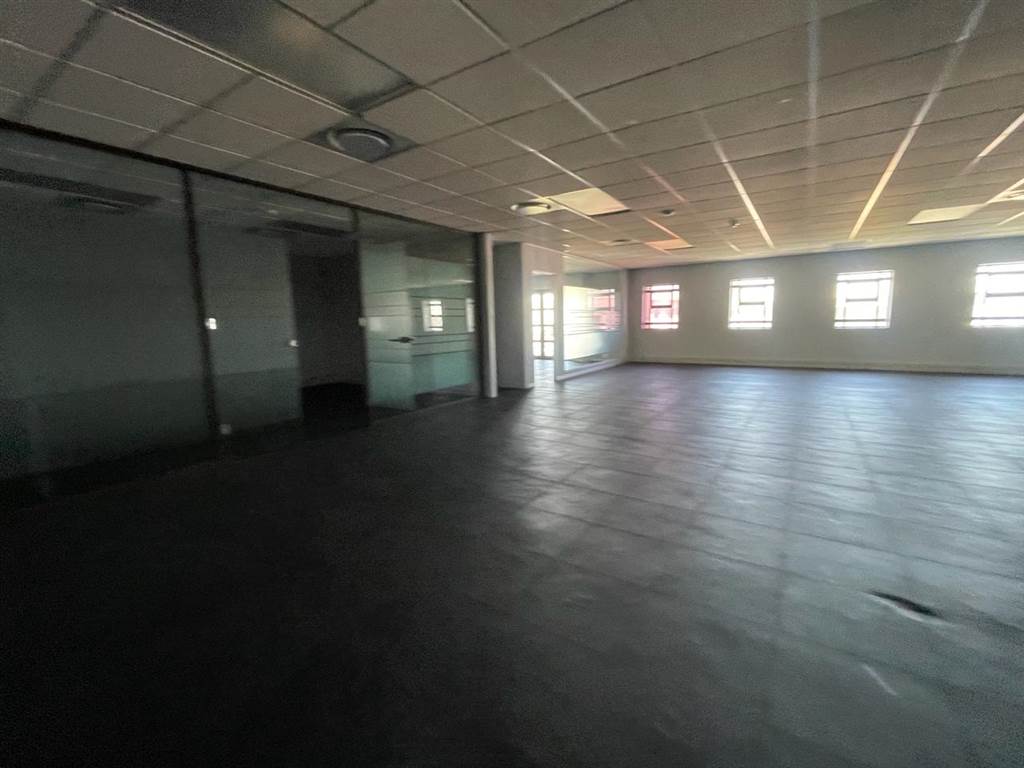 428  m² Commercial space in Milnerton Central photo number 12