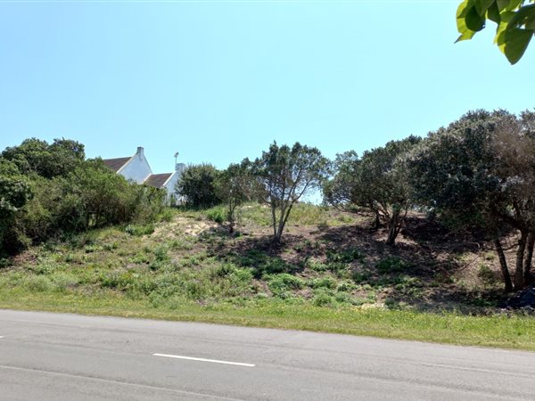 1348 m² Land available in St Francis Bay
