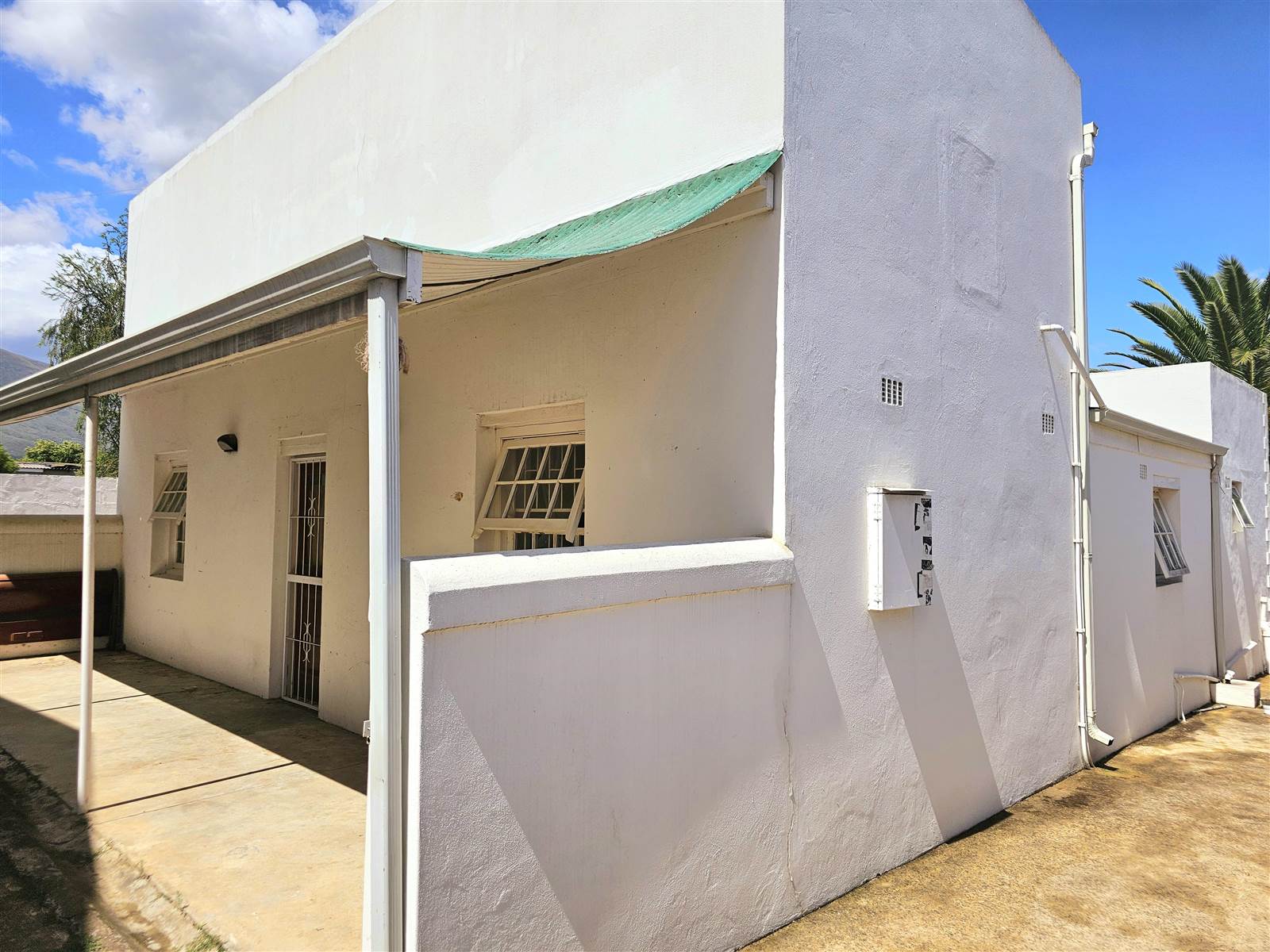 3 Bed House in Swellendam photo number 1