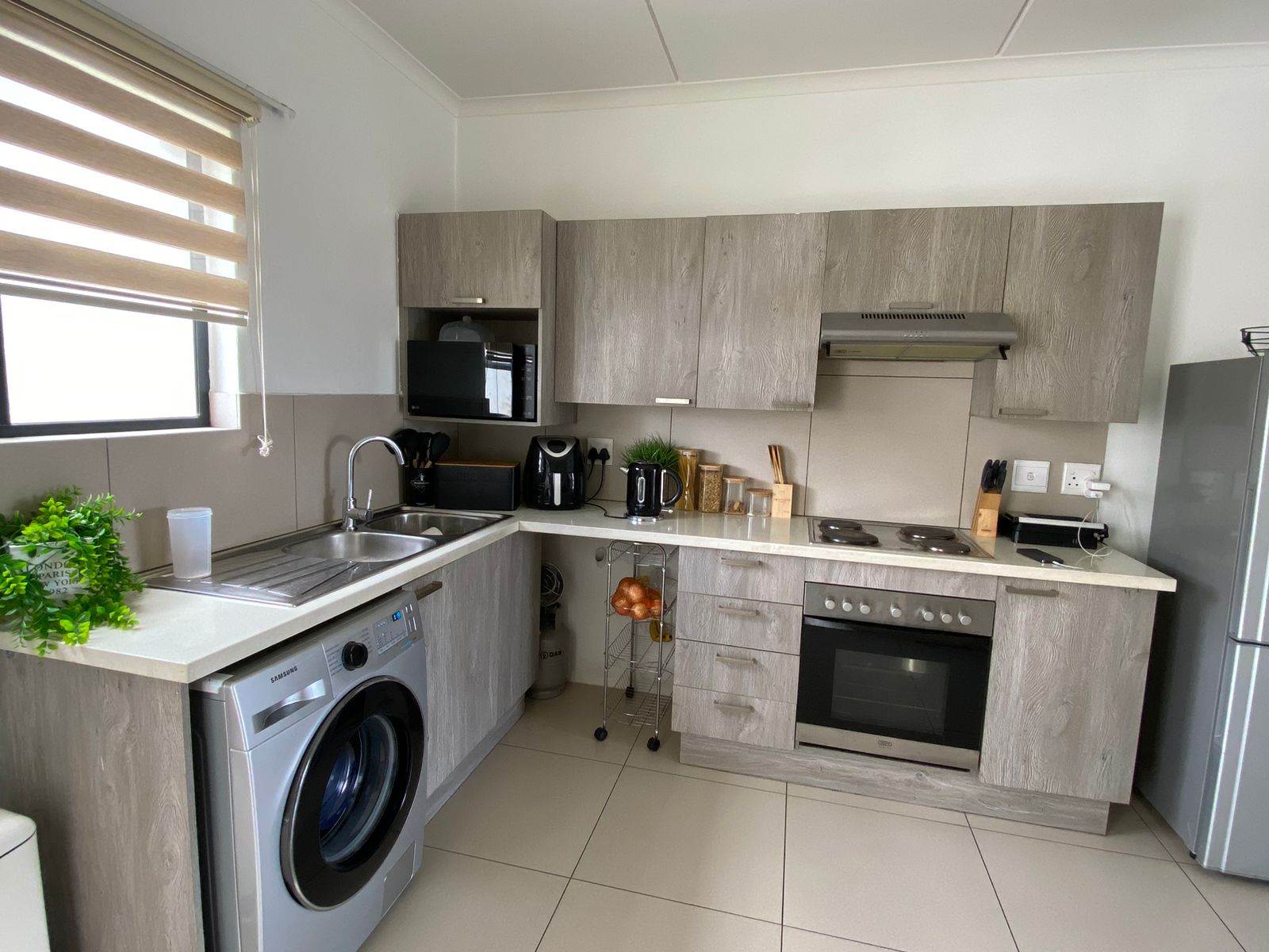 2 Bed Apartment in Carlswald photo number 6