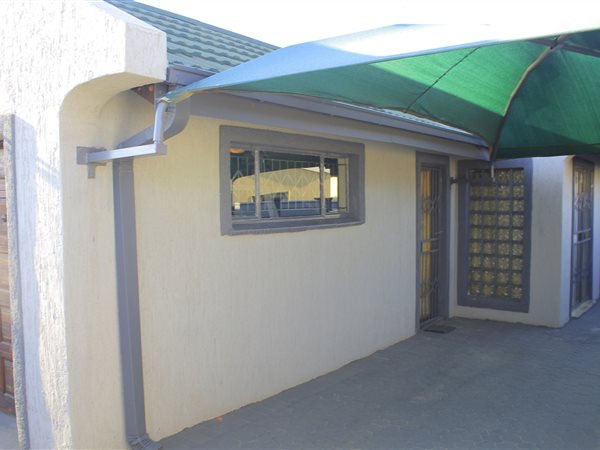3 Bedroom House 3 Bedroom House