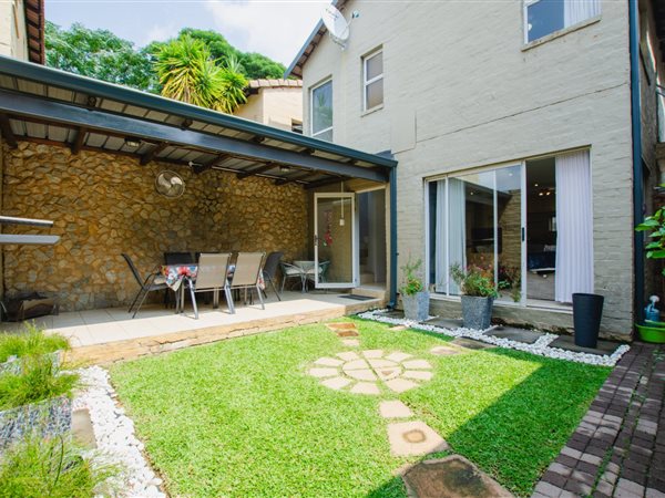 2 Bedroom Townhouse 2 Bedroom Townhouse