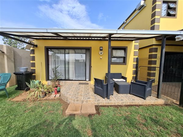 5 Bedroom House 5 Bedroom House