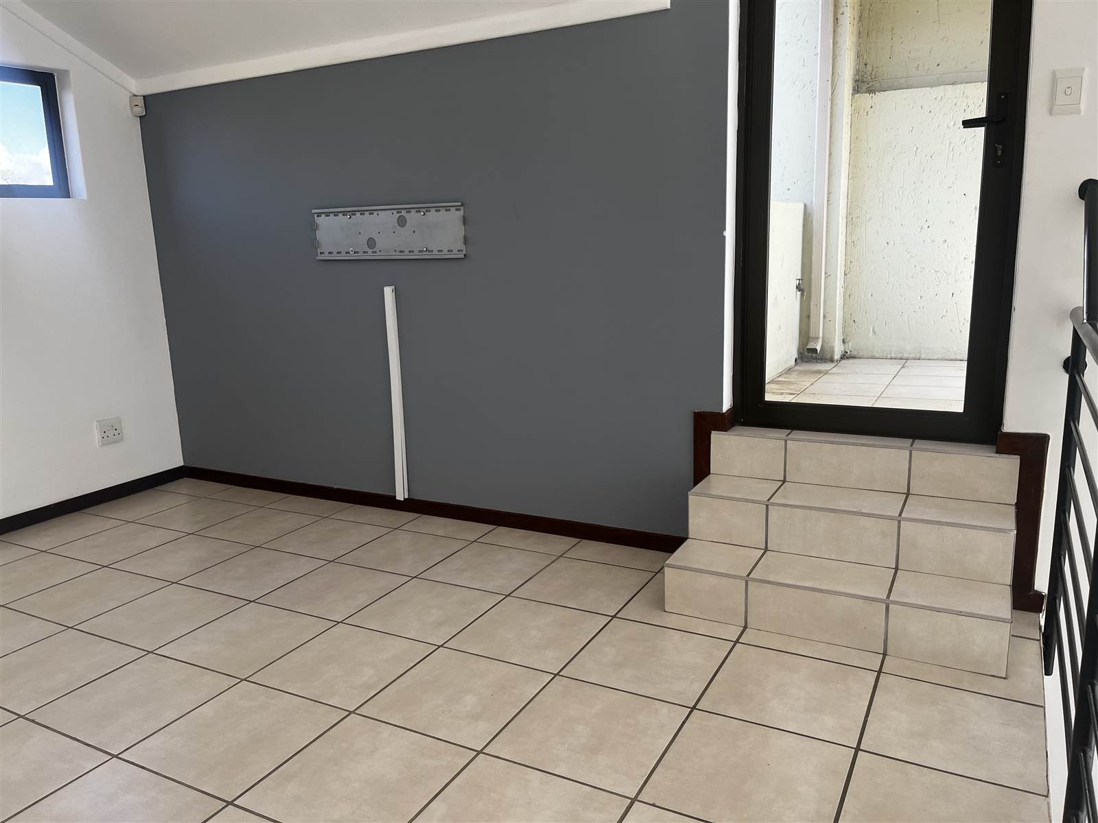 2 Bed Apartment in Fourways photo number 17