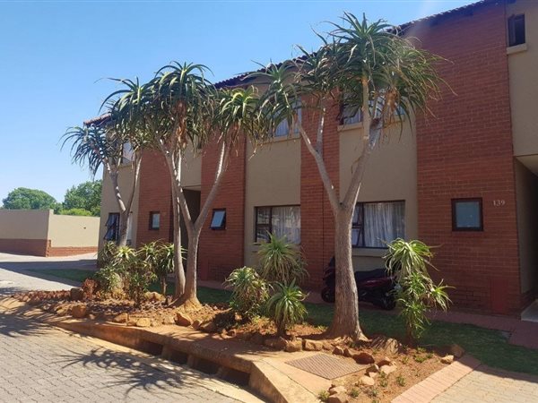 3 Bed Townhouse in Pretorius Park