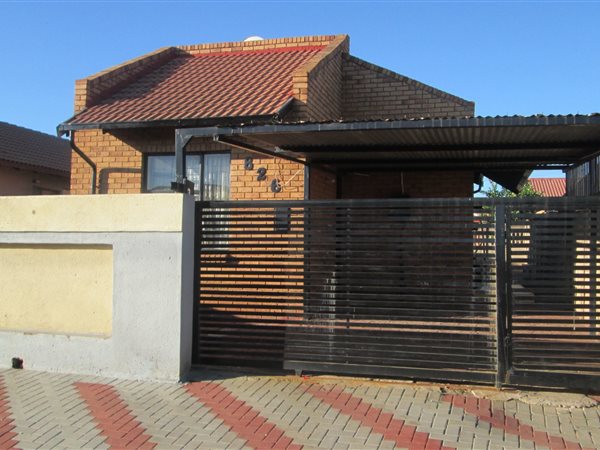 3 Bed House in Soshanguve