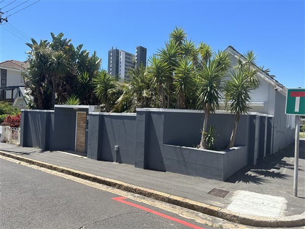 4 Bed House in Sea Point