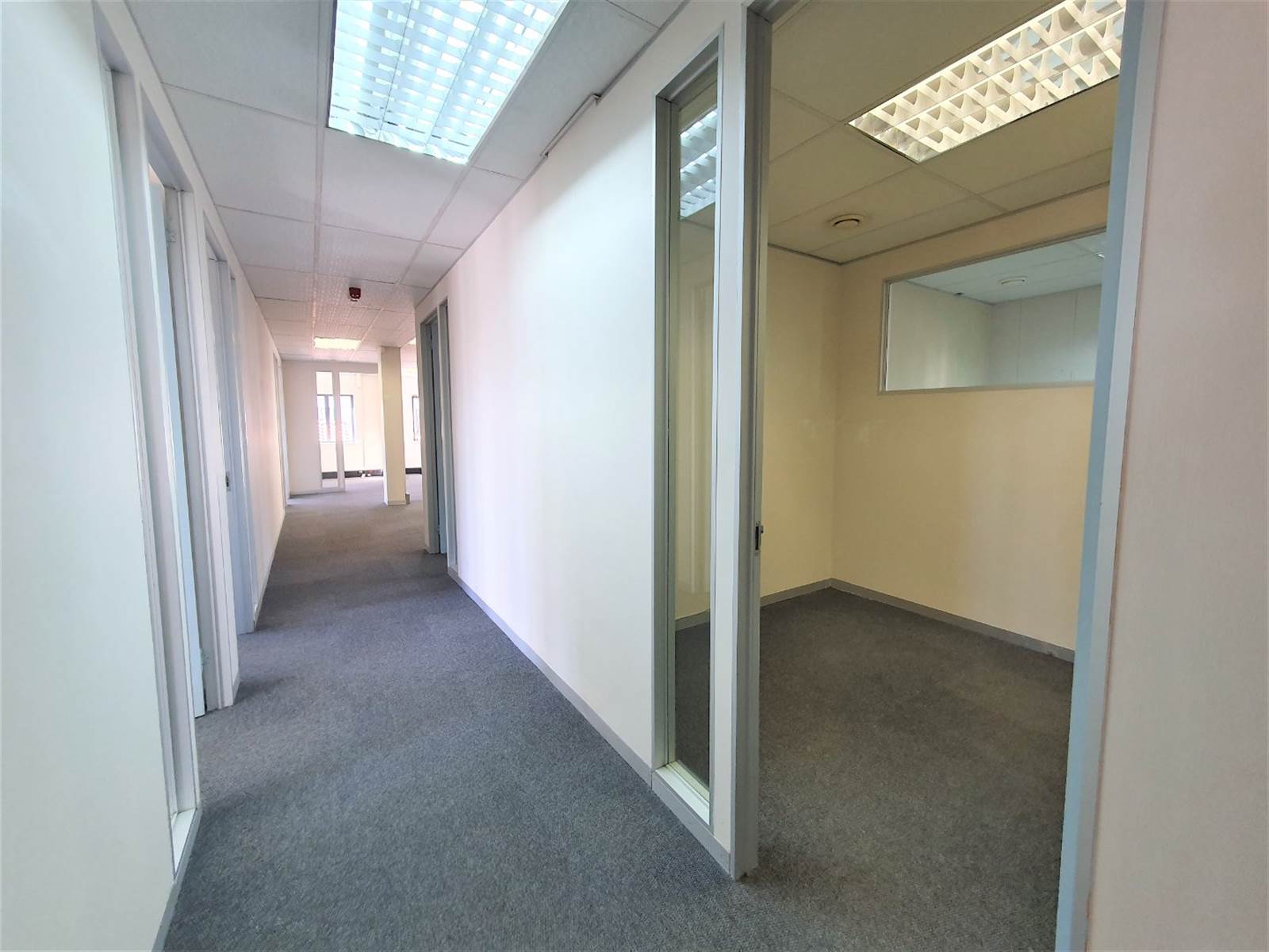272  m² Office Space in Bryanston photo number 8
