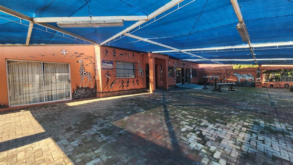257  m² Commercial space in Oudtshoorn Central photo number 3