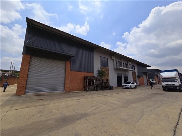 1 378  m² Industrial space